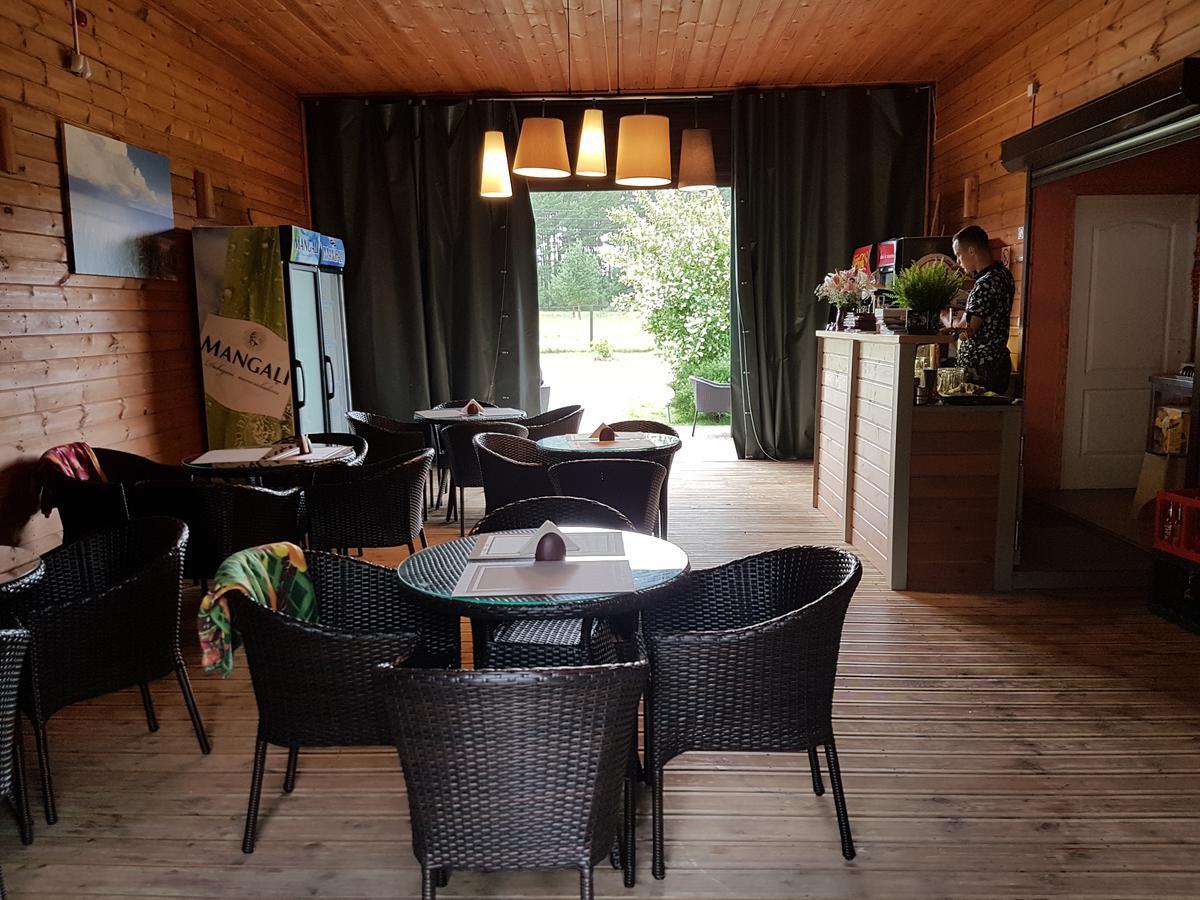 Kempings Stieres Un Majas Virtuve Upesgriva Exterior photo